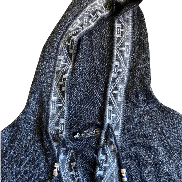 Handmade Alpaca Fur Sweater - Picture 3 of 6